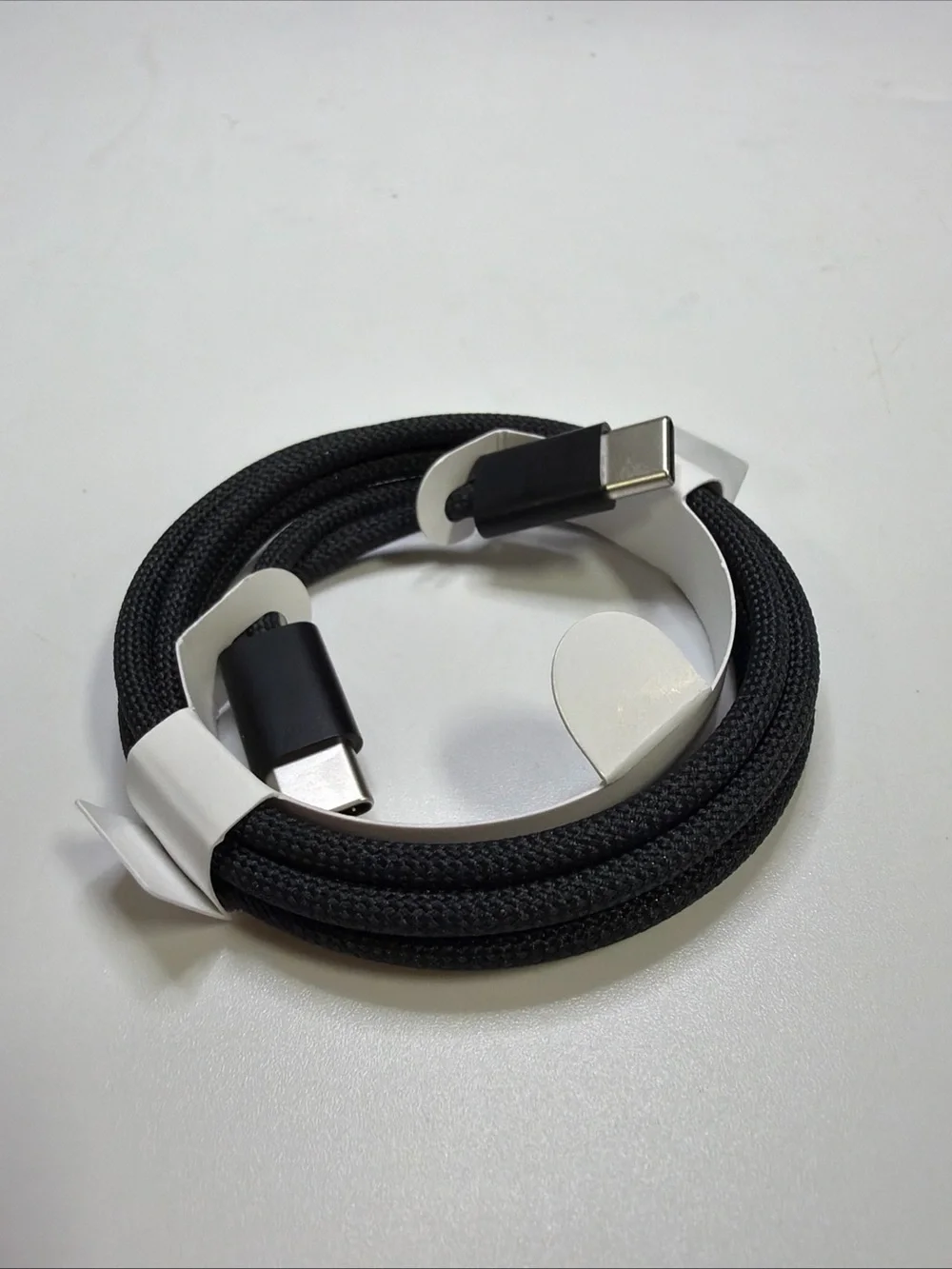 Apple Black Braided USB-C to USB-C Cable